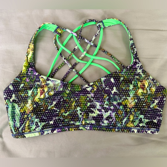 Lululemon Free To Be (Wild) sports bra, size 12. - Picture 1 of 4
